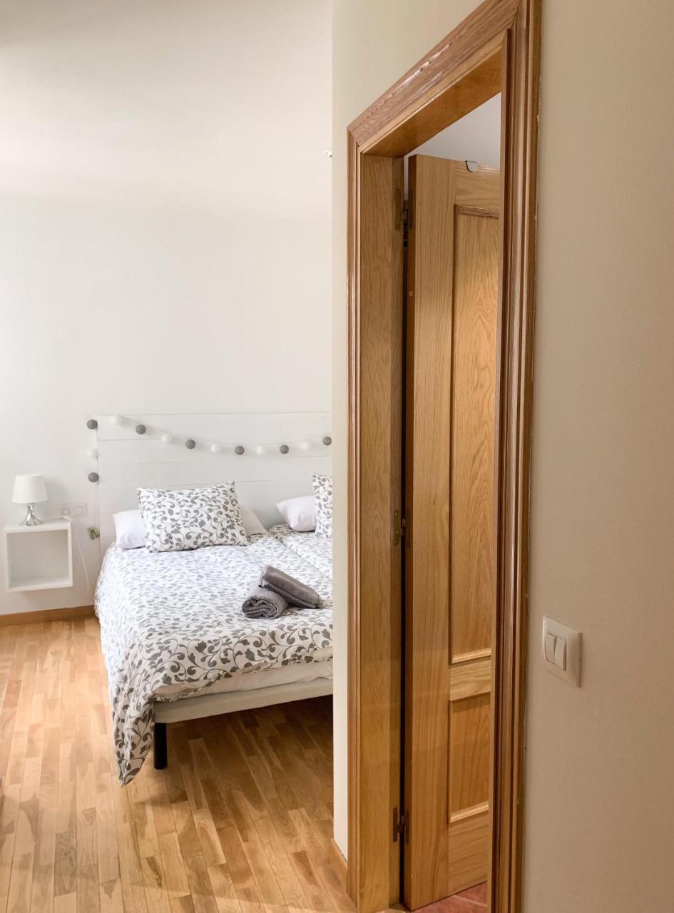 Rey Aurelio Apartman Onís Kültér fotó